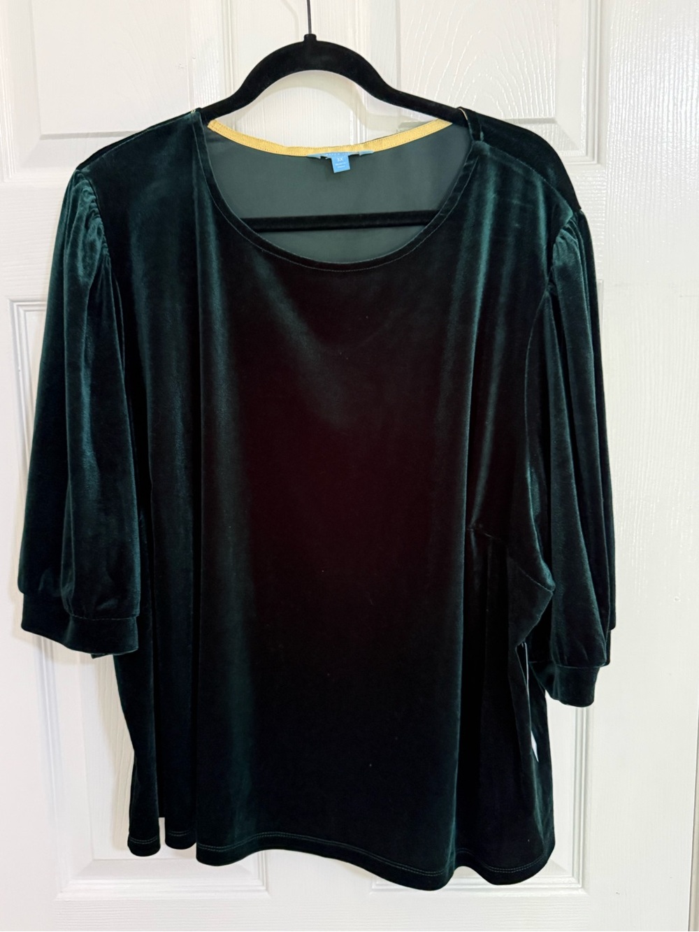 Draper James Dark Green Velvet Puff-Sleeve Top